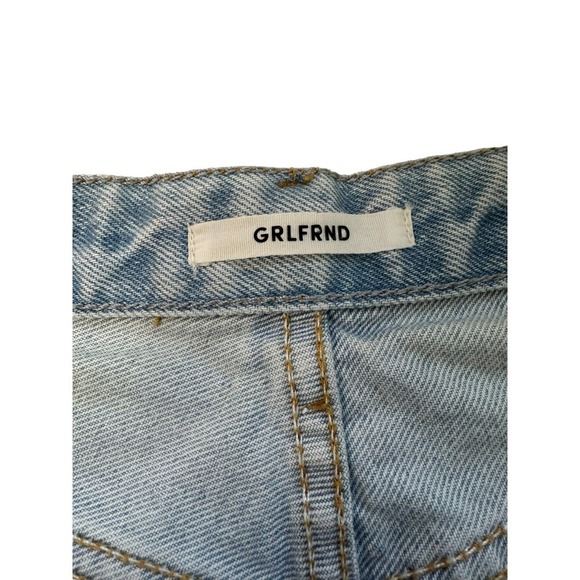 GRLFRND Helena Button Fly Distressed Light Wash Shorts sz 26 - Picture 5 of 11